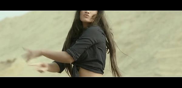  Bangla hot video Achol Tomar Majhe - EMI ft. Zoov Ex Belzi